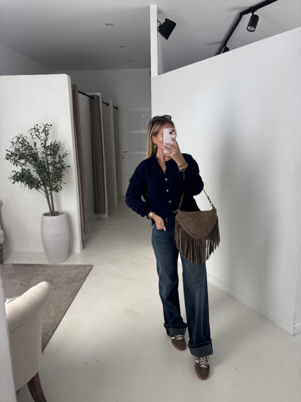 Gilet bleu marine avec boutons nacrés – Image 2