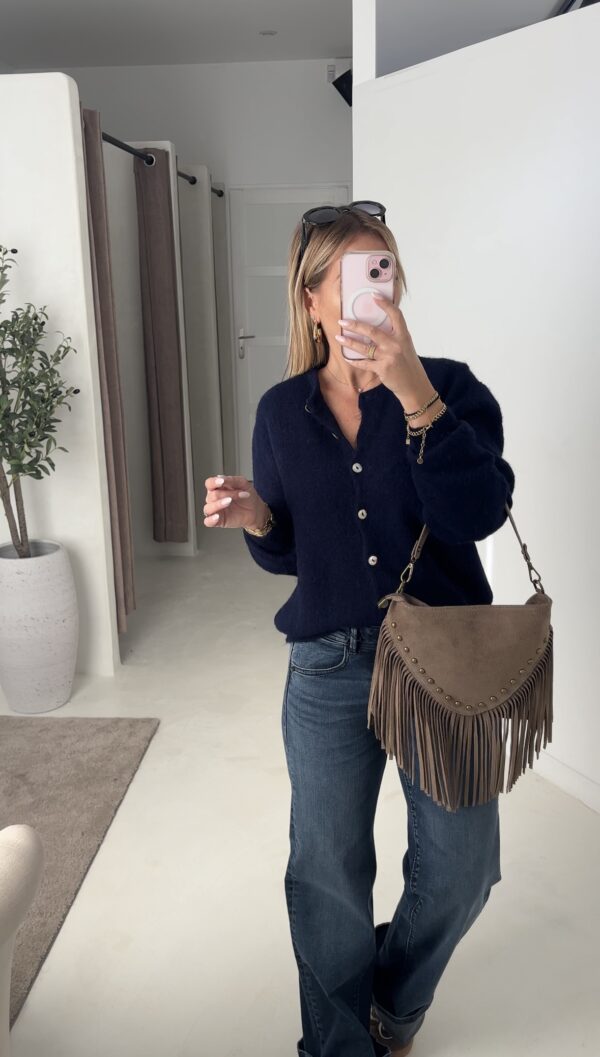 Gilet bleu marine avec boutons nacrés