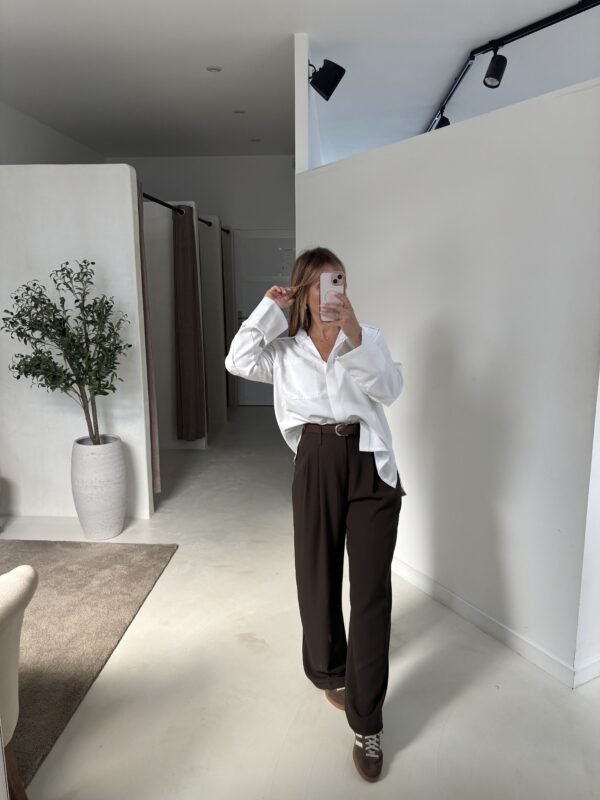 Chemisier oversize doux blanc avec poche poitrine – Image 2