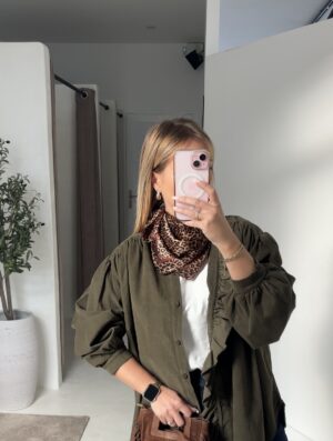Foulard toucher soie léopard