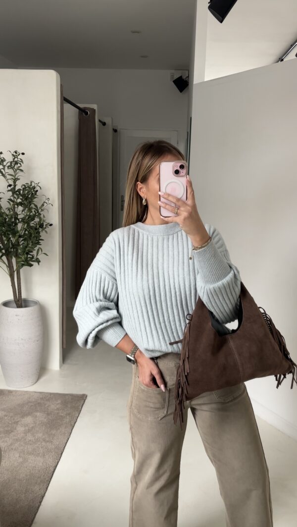Pull côtelé à col rond bleu – Image 2