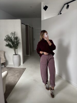 Pull col roulé bordeaux