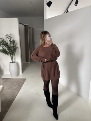 Robe col rond toucher cachemire camel