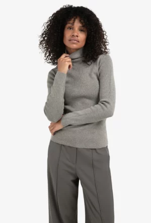 Pull côtelé gris col montant