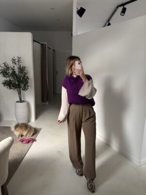 Pull sans manches à capuche violet