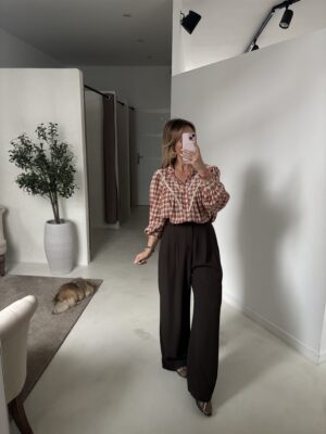 Blouse à carreaux orange, manches ballon