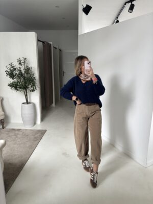 Pull col V bleu marine