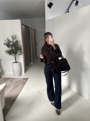 Pull marron col claudine