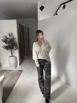 Cardigan torsadé en maille douce avec manches chauve-souris