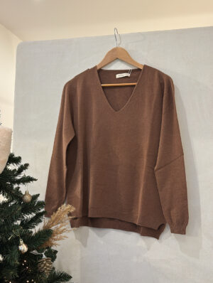 Pull col V toucher cachemire marron clair