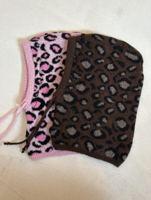 Cagoule en laine léopard
