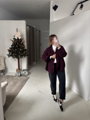 Blouse en velours bordeaux col volanté