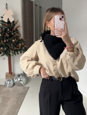 Echarpe triangle noire