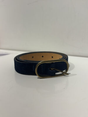 Ceinture fine en daim bleu marine, boucle dorée