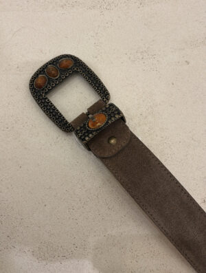 Ceinture en daim taupe, boucle avec perles oranges