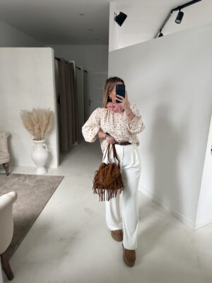 Blouse écrue, motifs floral bois de rose