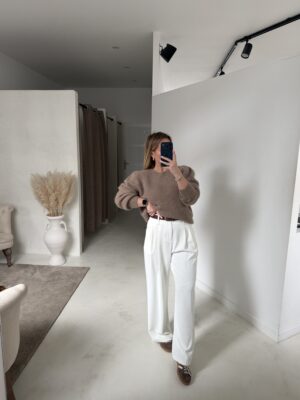 Pull à épaulettes taupe