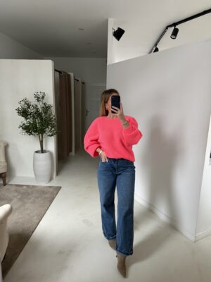 Jean bleu dorit, détails coutures aux jambes