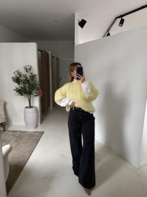 Pull manches courtes en mohair jaune pastel