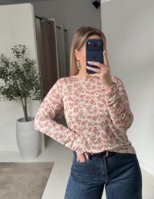 Top fin à fleurs roses