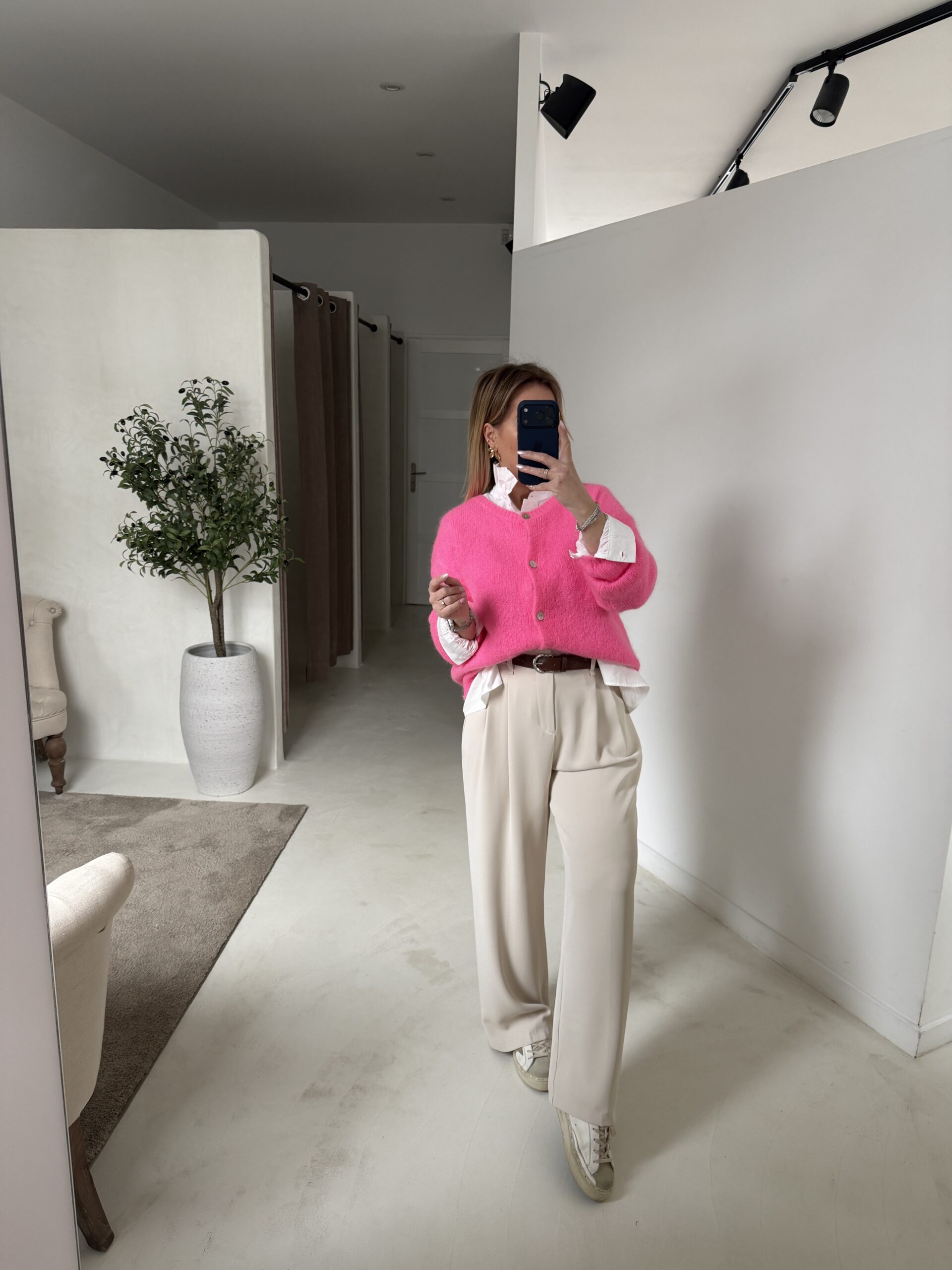 PULLS GILETS ET SWEATS