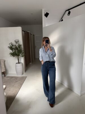Pantalon en jean fluide et large, taille élastiquée