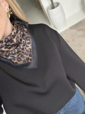 Petit foulard camel et noir léopard