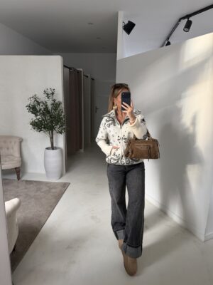 Gilet écru col montant à motifs bandana