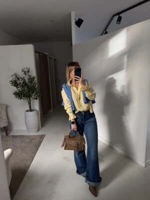 Blouse à rayures jaune et blanc, col à volants